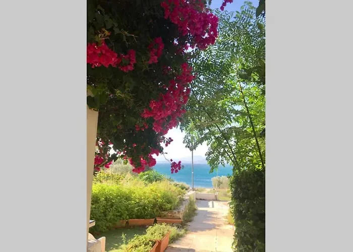 Sea View * لوتراكي